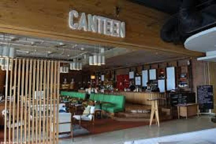 cafeteria